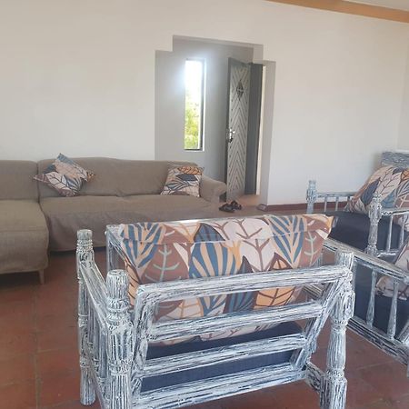 Wayside Beach Apartments Diani Beach Exterior foto